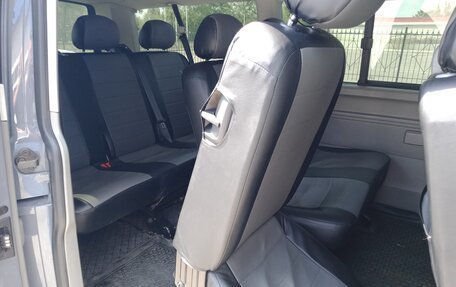 Volkswagen Caravelle T5, 2013 год, 1 730 000 рублей, 14 фотография