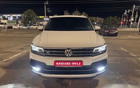Volkswagen Tiguan II, 2020 год, 3 450 000 рублей, 2 фотография