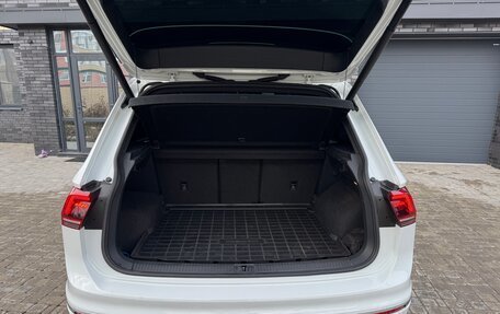 Volkswagen Tiguan II, 2020 год, 3 450 000 рублей, 17 фотография