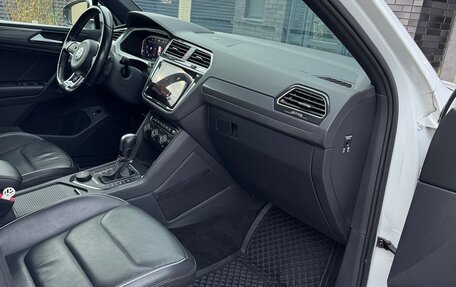 Volkswagen Tiguan II, 2020 год, 3 450 000 рублей, 26 фотография