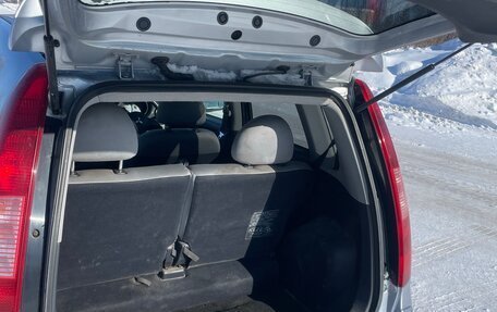 Mitsubishi Colt VI рестайлинг, 2002 год, 290 000 рублей, 5 фотография