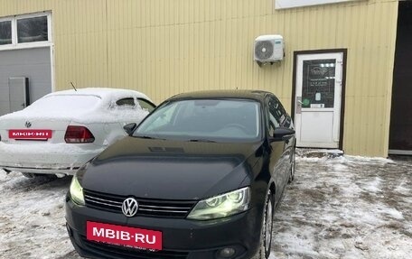 Volkswagen Jetta VI, 2013 год, 680 000 рублей, 5 фотография