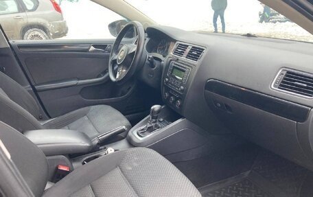 Volkswagen Jetta VI, 2013 год, 680 000 рублей, 9 фотография