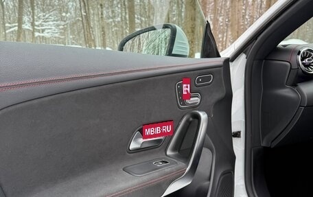 Mercedes-Benz CLA, 2020 год, 3 190 000 рублей, 30 фотография