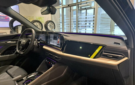 Audi Q5, 2025 год, 7 050 000 рублей, 13 фотография