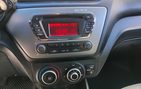 KIA Rio III рестайлинг, 2014 год, 920 000 рублей, 7 фотография