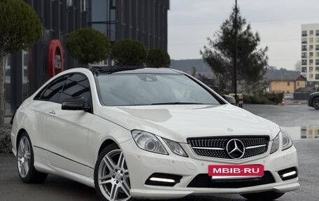 Mercedes-Benz E-Класс, 2012 год, 1 730 000 рублей, 3 фотография