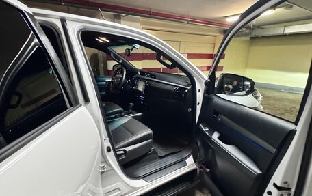 Toyota Hilux VIII, 2021 год, 6 300 000 рублей, 9 фотография