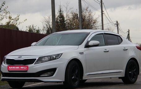 KIA K5 I рестайлинг, 2011 год, 1 100 000 рублей, 2 фотография