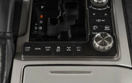 Toyota Land Cruiser 200, 2016 год, 4 560 000 рублей, 17 фотография