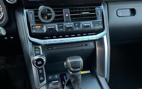 Toyota Land Cruiser, 2021 год, 10 200 000 рублей, 11 фотография