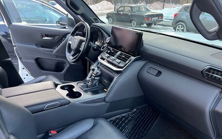 Toyota Land Cruiser, 2021 год, 10 200 000 рублей, 14 фотография