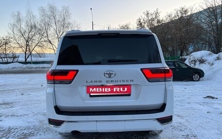 Toyota Land Cruiser, 2021 год, 10 200 000 рублей, 4 фотография