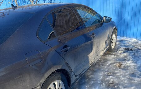 Volkswagen Jetta VI, 2015 год, 1 050 000 рублей, 2 фотография