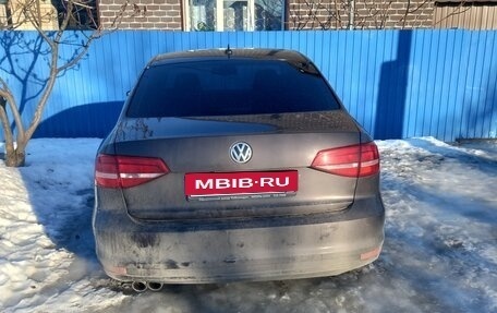 Volkswagen Jetta VI, 2015 год, 1 050 000 рублей, 5 фотография