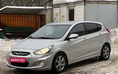 Hyundai Solaris II рестайлинг, 2014 год, 750 000 рублей, 3 фотография