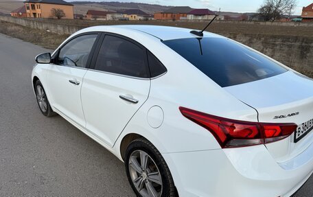 Hyundai Solaris II рестайлинг, 2018 год, 980 000 рублей, 4 фотография