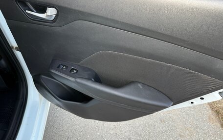 Hyundai Solaris II рестайлинг, 2018 год, 980 000 рублей, 7 фотография