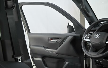 Toyota Land Cruiser, 2025 год, 14 990 000 рублей, 5 фотография