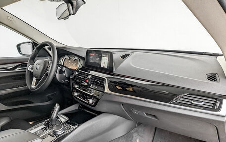 BMW 6 серия, 2019 год, 4 600 000 рублей, 11 фотография