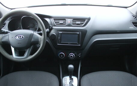 KIA Rio III рестайлинг, 2012 год, 689 000 рублей, 11 фотография