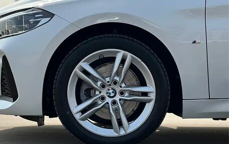 BMW 1 серия, 2022 год, 1 855 000 рублей, 12 фотография