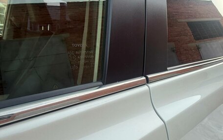 Toyota RAV4, 2013 год, 2 180 000 рублей, 24 фотография
