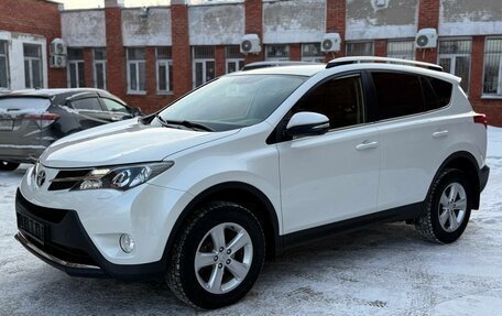 Toyota RAV4, 2013 год, 2 180 000 рублей, 21 фотография