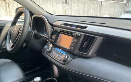 Toyota RAV4, 2013 год, 2 180 000 рублей, 28 фотография