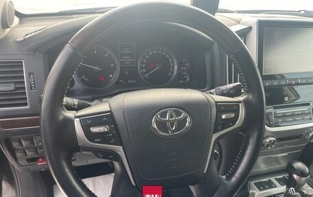 Toyota Land Cruiser 200, 2018 год, 6 500 000 рублей, 10 фотография