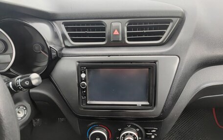 KIA Rio III рестайлинг, 2013 год, 528 000 рублей, 15 фотография