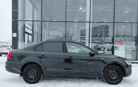 Volkswagen Jetta VI, 2013 год, 859 000 рублей, 4 фотография