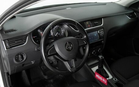 Skoda Octavia, 2019 год, 1 890 000 рублей, 5 фотография