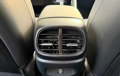 Hyundai Elantra, 2025 год, 1 800 000 рублей, 14 фотография