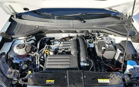 Volkswagen T-Roc I, 2022 год, 1 855 000 рублей, 16 фотография