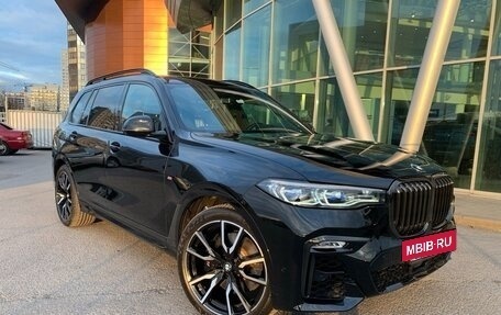 BMW X7, 2021 год, 8 950 000 рублей, 3 фотография