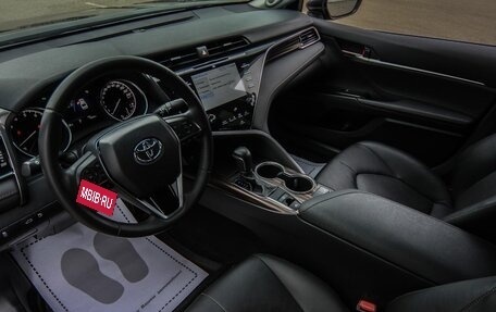 Toyota Camry, 2018 год, 2 749 000 рублей, 5 фотография