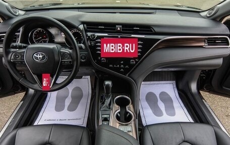 Toyota Camry, 2018 год, 2 749 000 рублей, 15 фотография