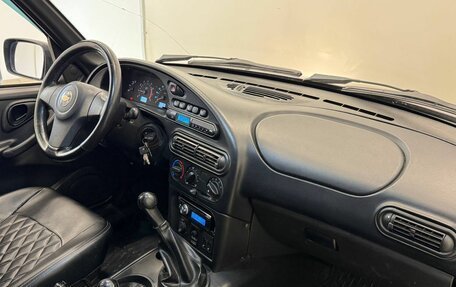 Chevrolet Niva I рестайлинг, 2015 год, 760 000 рублей, 13 фотография