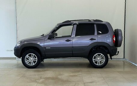 Chevrolet Niva I рестайлинг, 2015 год, 760 000 рублей, 10 фотография