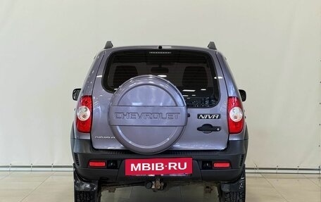 Chevrolet Niva I рестайлинг, 2015 год, 760 000 рублей, 8 фотография