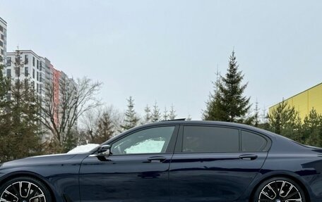 BMW 7 серия, 2017 год, 3 800 000 рублей, 10 фотография