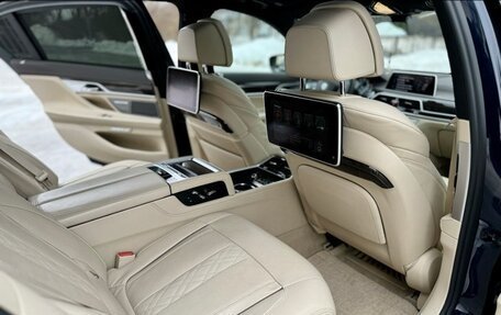 BMW 7 серия, 2017 год, 3 800 000 рублей, 7 фотография