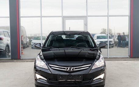 Hyundai Solaris II рестайлинг, 2016 год, 960 000 рублей, 2 фотография