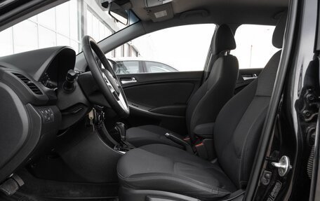 Hyundai Solaris II рестайлинг, 2016 год, 960 000 рублей, 17 фотография