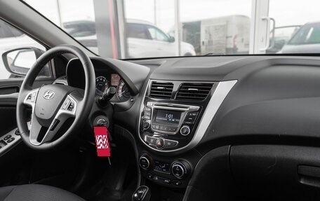 Hyundai Solaris II рестайлинг, 2016 год, 960 000 рублей, 14 фотография