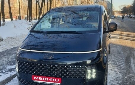 Hyundai Staria, 2021 год, 4 500 000 рублей, 6 фотография