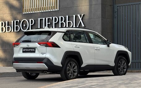 Toyota RAV4, 2025 год, 4 200 000 рублей, 2 фотография