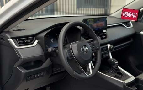 Toyota RAV4, 2025 год, 4 200 000 рублей, 24 фотография