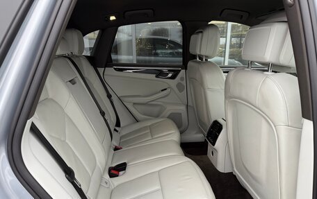 Porsche Macan I рестайлинг, 2017 год, 4 400 000 рублей, 28 фотография